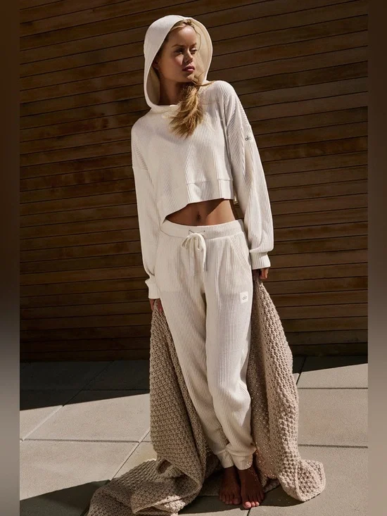 ALO XS Muse Hoodie with Matching Sweatpants - Picture 1 of 16